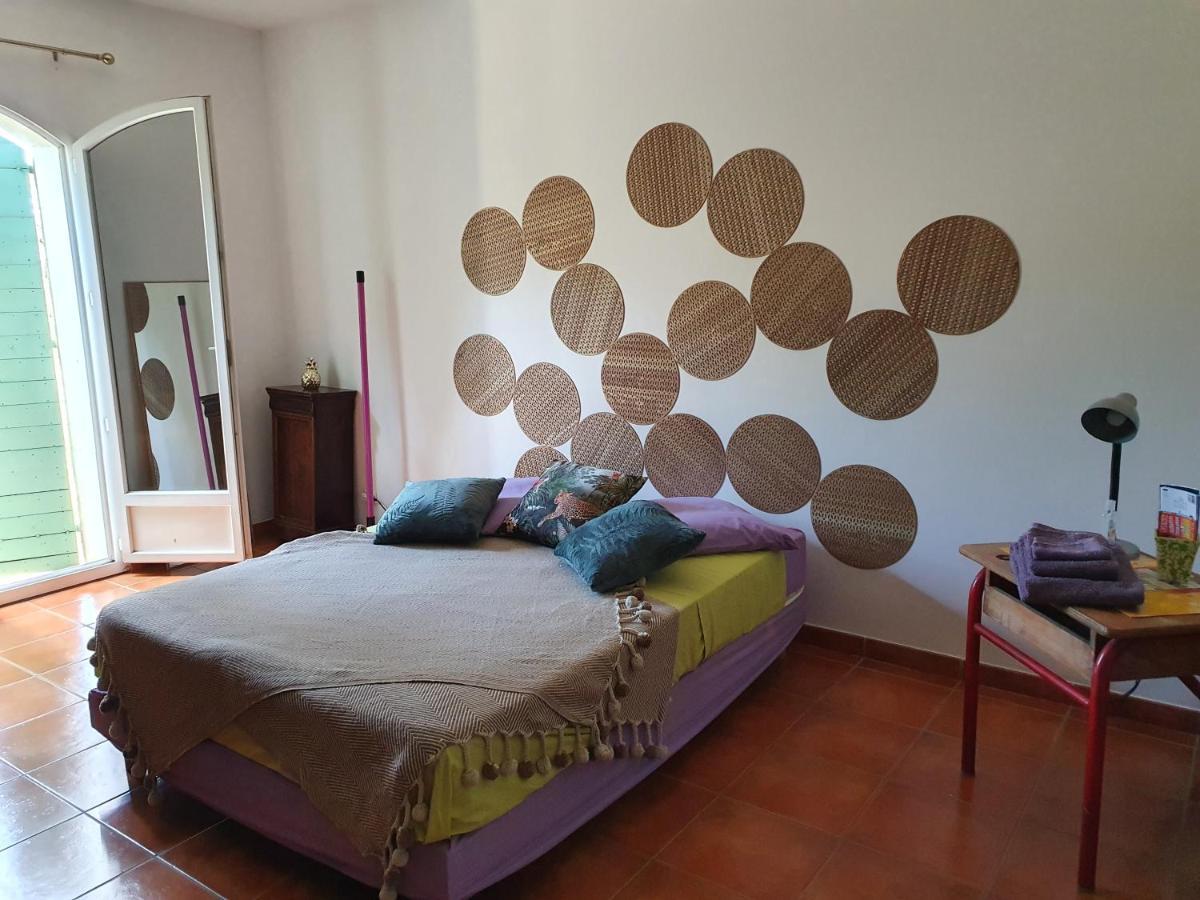 Bienvenue Apartamento Le Revest-le-Eaux Exterior foto